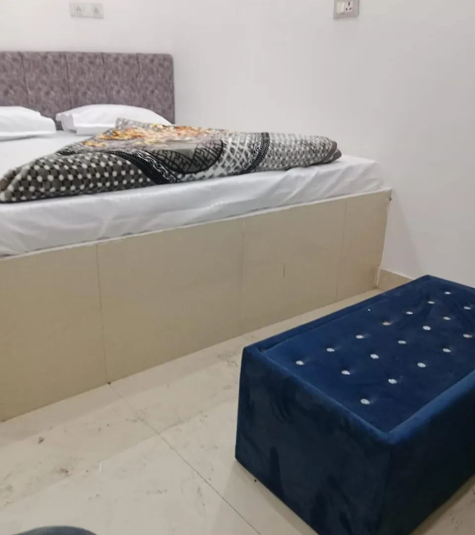 Pensionat Four Seasons Hotal Hotell Varanasi
